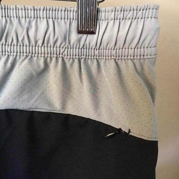 SPEEDO Men's 5.5" UPF Swim Trunks with Pockets  🏄🏊  NEW!!! - Picture 6 of 14